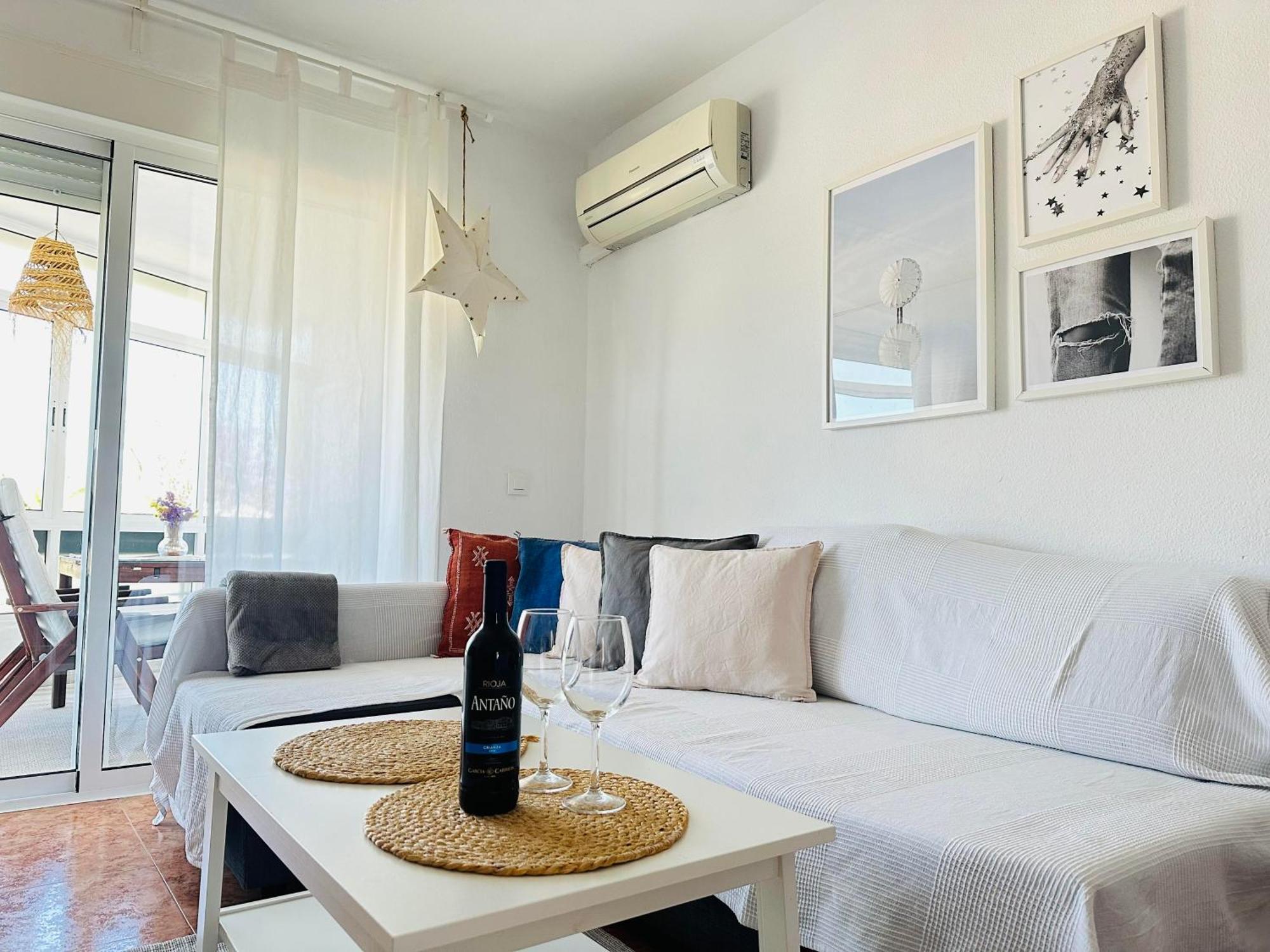 Charming & Cosy Beach Apartment Τορρεμολίνος Εξωτερικό φωτογραφία